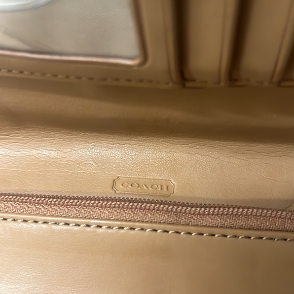 Vintage Coach Purse/Wallet with Shoulder Strap - Picture 5 of 7